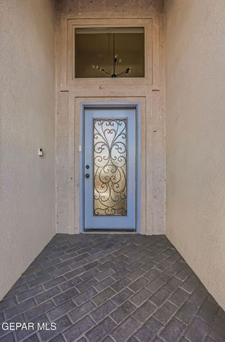 2709 N COPIA Street, El Paso, TX 79930