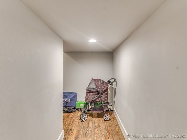 17243 S 21st East Avenue, Mounds, OK 74047