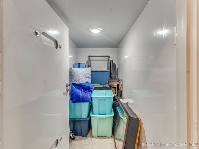 17243 S 21st East Avenue, Mounds, OK 74047