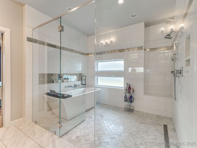 17243 S 21st East Avenue, Mounds, OK 74047