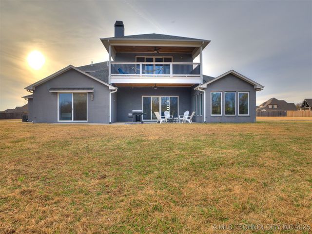 17243 S 21st East Avenue, Mounds, OK 74047