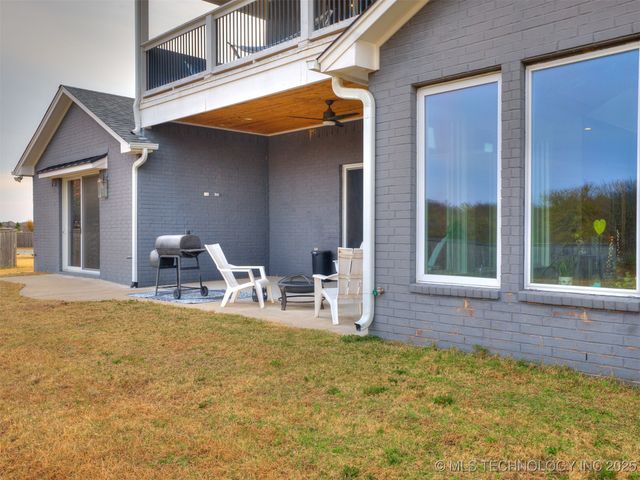 17243 S 21st East Avenue, Mounds, OK 74047