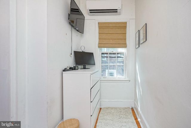 2220 MANNING ST, Philadelphia, PA 19103
