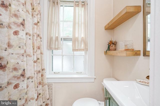2220 MANNING ST, Philadelphia, PA 19103