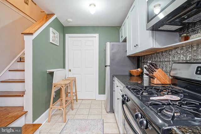 2220 MANNING ST, Philadelphia, PA 19103