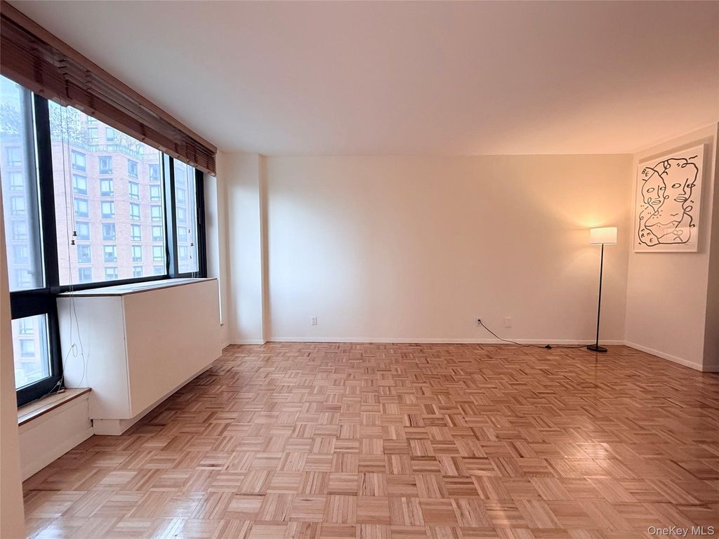 1 Irving Place U17H, New York (manhattan), NY 10003 — photo 2