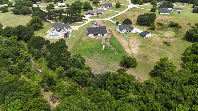 1032 N 44 Lane, Weatherford, TX 76085