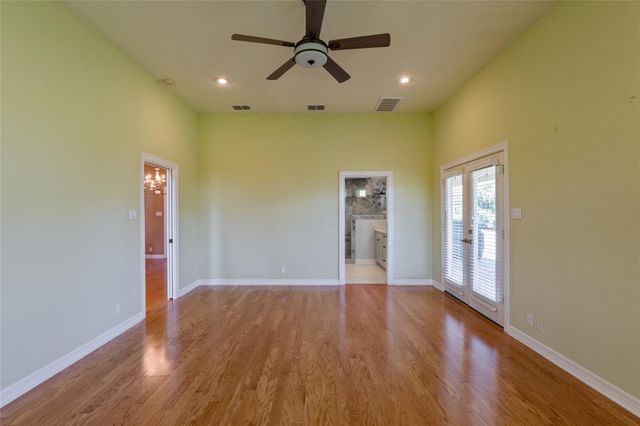 221 Chaparral RD, Georgetown, TX 78628