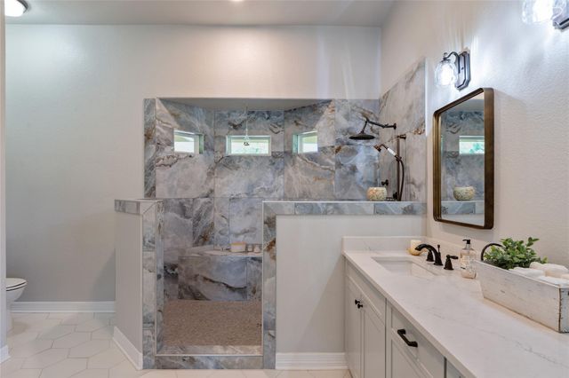 221 Chaparral RD, Georgetown, TX 78628