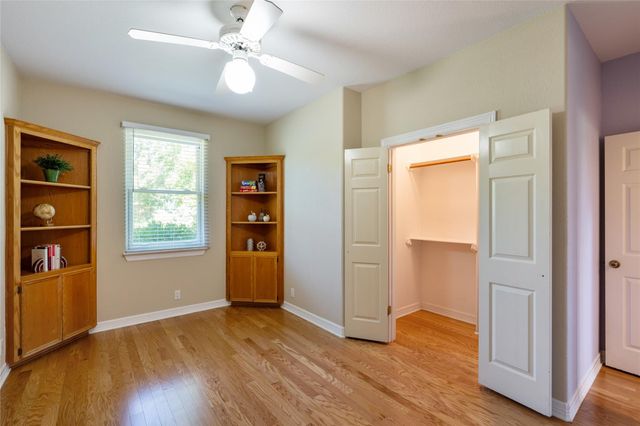 221 Chaparral RD, Georgetown, TX 78628