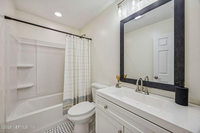 16684 OAK HILL Road, Hilliard, FL 32046