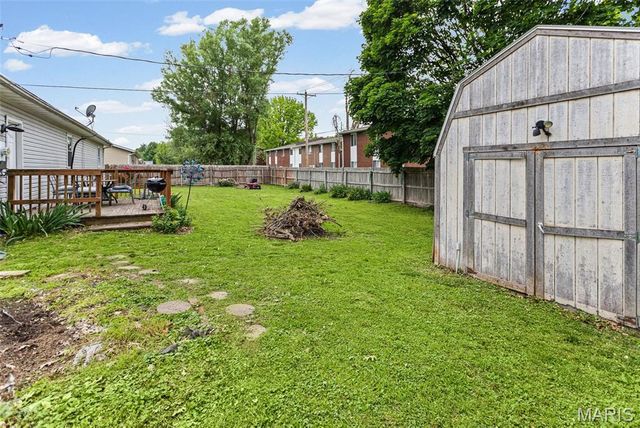429 Orchard Court, Troy, IL 62294