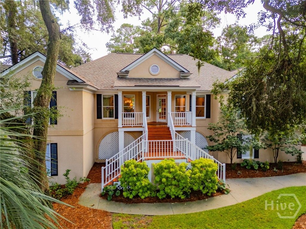 Image 1 of property listing at 2 Fat Friars Retreat, Savannah, GA 31411
