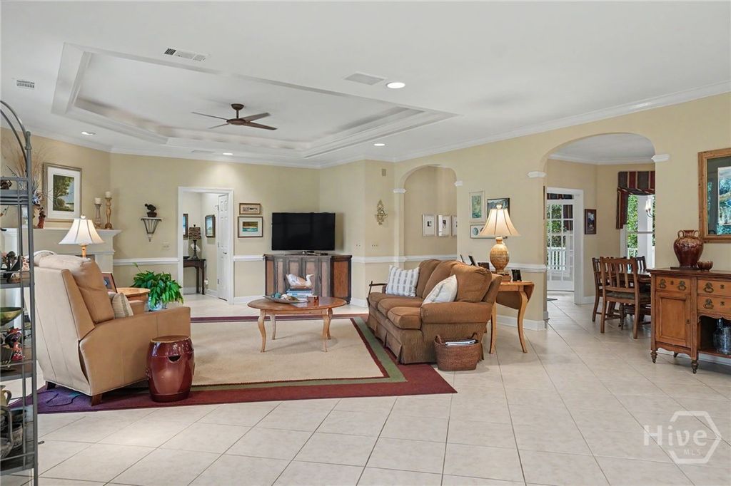 Image 9 of property listing at 2 Fat Friars Retreat, Savannah, GA 31411