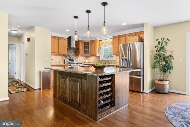 201 BEACHSIDE DR, Stevensville, MD 21666