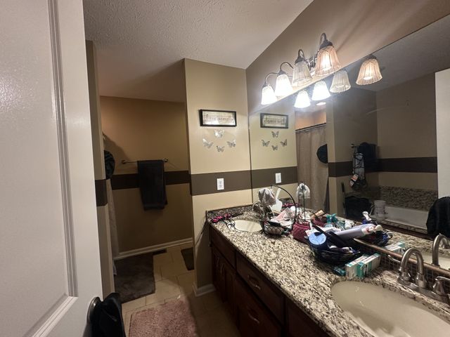 153 Foxrun, Springfield, TN 37172