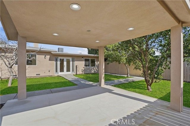 12952 Elkwood, North Hollywood (los Angeles), CA 91605