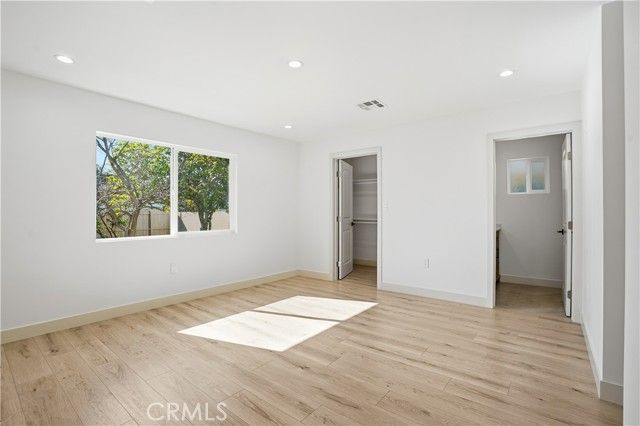 12952 Elkwood, North Hollywood (los Angeles), CA 91605