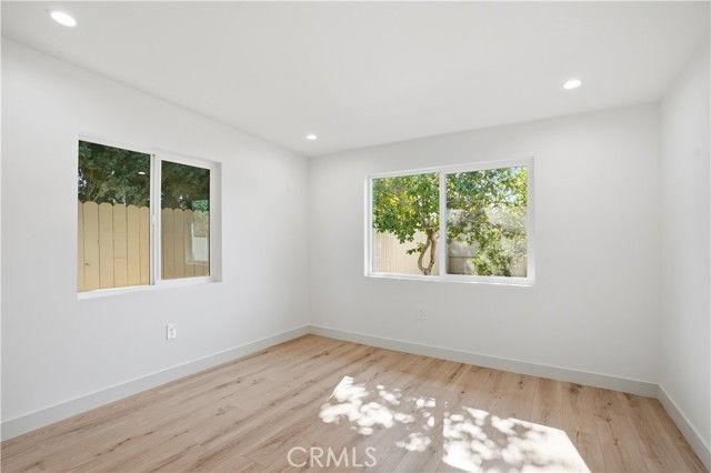 12952 Elkwood, North Hollywood (los Angeles), CA 91605