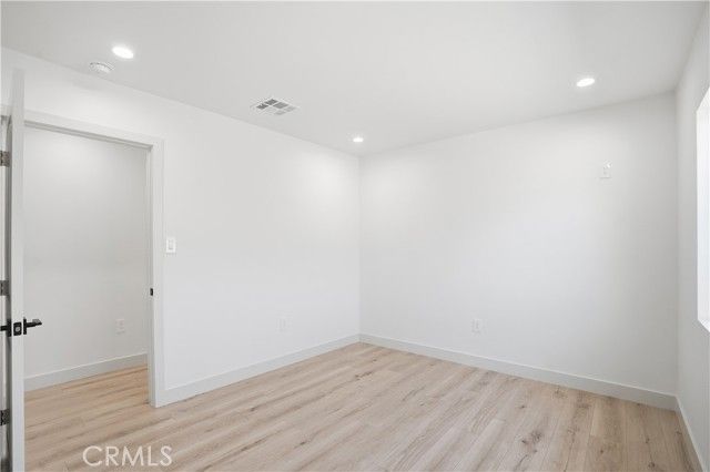 12952 Elkwood, North Hollywood (los Angeles), CA 91605