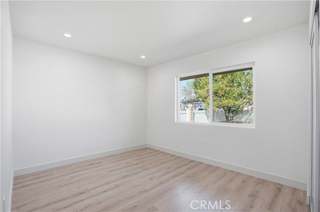 12952 Elkwood, North Hollywood (los Angeles), CA 91605