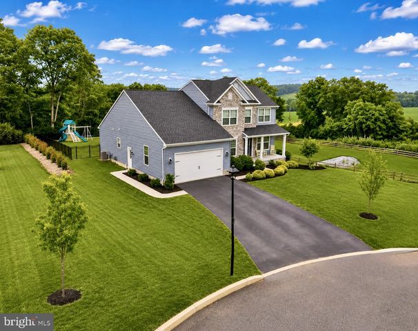 331 CHATSWORTH CT, Reading, PA 19608