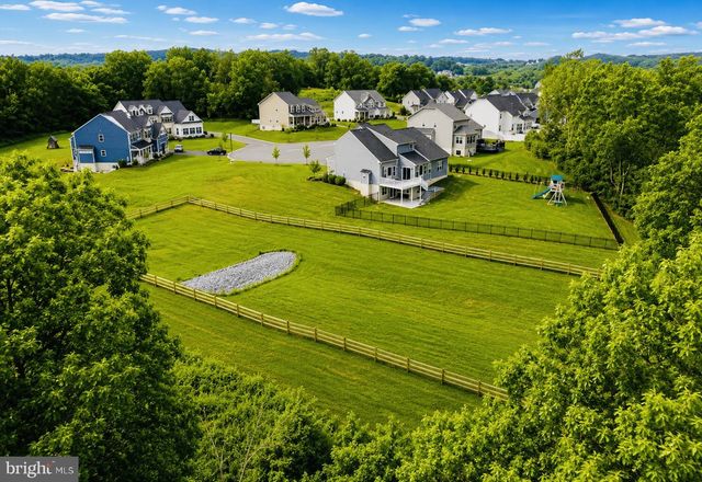 331 CHATSWORTH CT, Reading, PA 19608