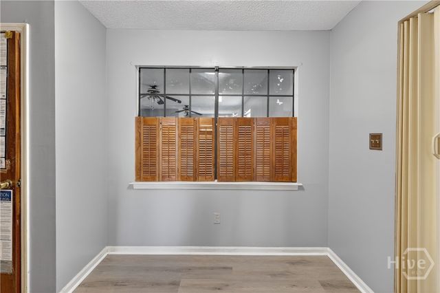 6 N Nicholson Circle, Savannah, GA 31419