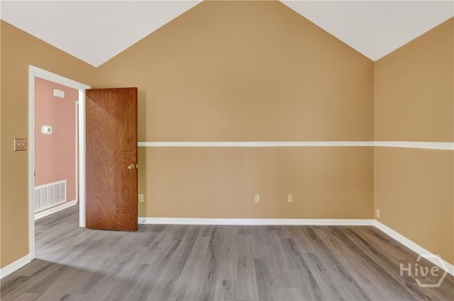 6 N Nicholson Circle, Savannah, GA 31419