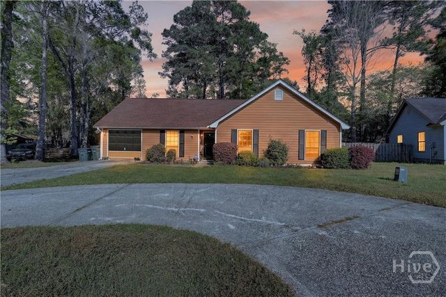 6 N Nicholson Circle, Savannah, GA 31419