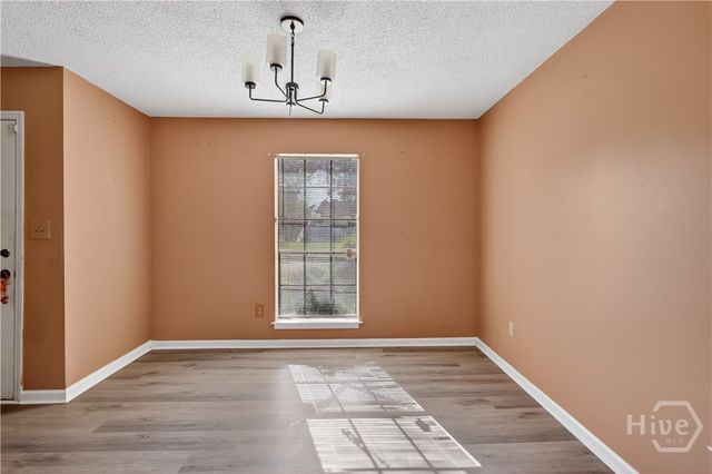6 N Nicholson Circle, Savannah, GA 31419