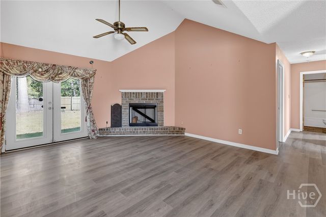 6 N Nicholson Circle, Savannah, GA 31419