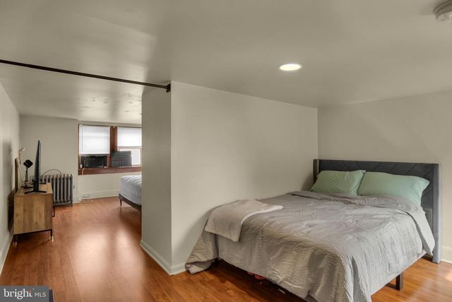 1937 ZARKER ST, Harrisburg, PA 17104