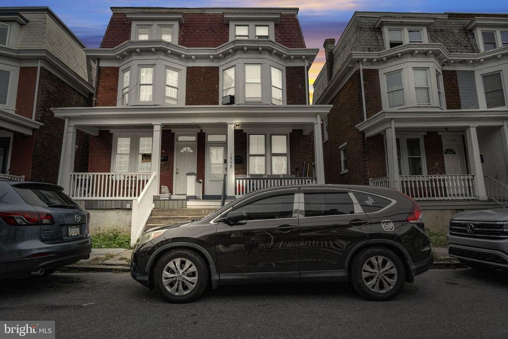 1937 ZARKER ST, Harrisburg, PA 17104