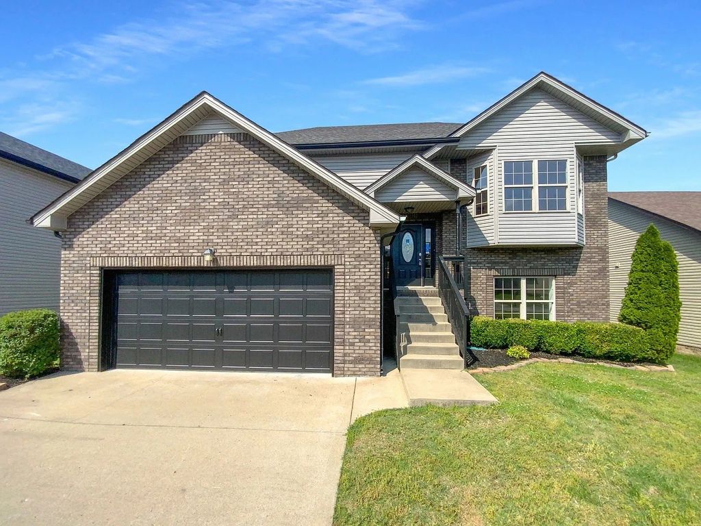 1575 Cobra Ln, Clarksville, TN 37042