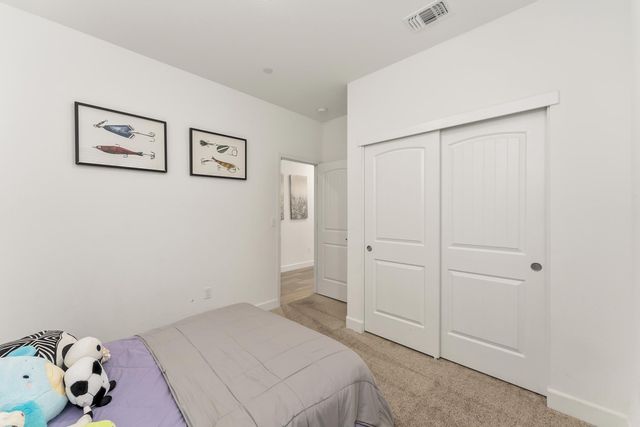 7773 Shattuck Ct, Antelope, CA 95843