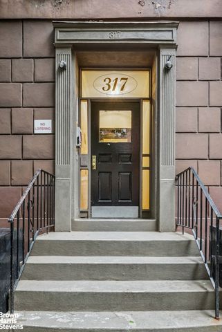 317 E 73RD Street 5FE, New York City, NY 10021