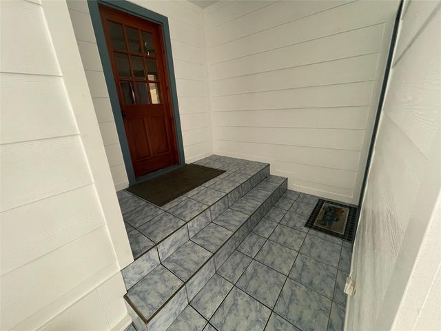 1212 Layton Drive, Baytown, TX 77520