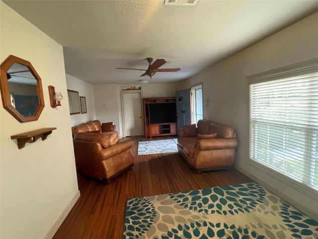 1212 Layton Drive, Baytown, TX 77520