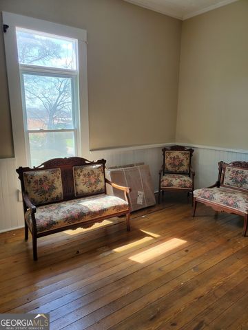 128 College Street NE, Parrott, GA 39877