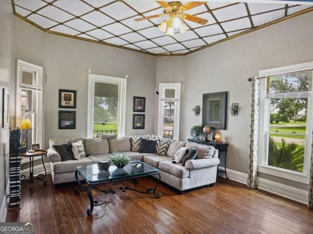 128 College Street NE, Parrott, GA 39877