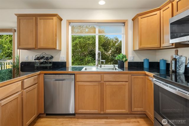 24 79th Drive SE, Lake Stevens, WA 98258