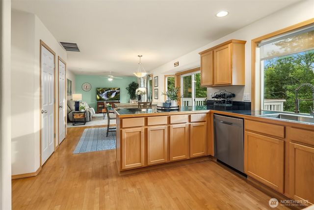 24 79th Drive SE, Lake Stevens, WA 98258