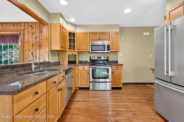 67 N Washington Street, Athens, NY 12015