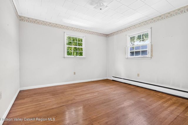 67 N Washington Street, Athens, NY 12015