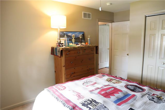 3514 White Oak Circle, Bethlehem City, PA 18017