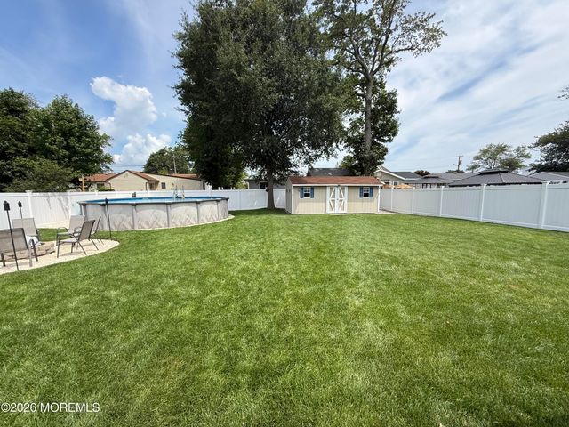 718 Conifer Drive, Forked River, NJ 08731