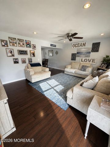 718 Conifer Drive, Forked River, NJ 08731