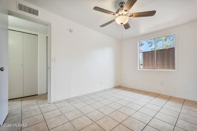 3930 N Pomona Road, Tucson, AZ 85705