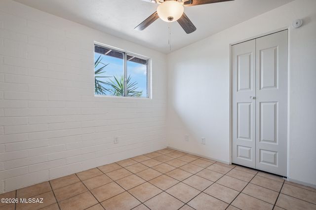 3930 N Pomona Road, Tucson, AZ 85705